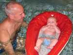 Baby zwemmen