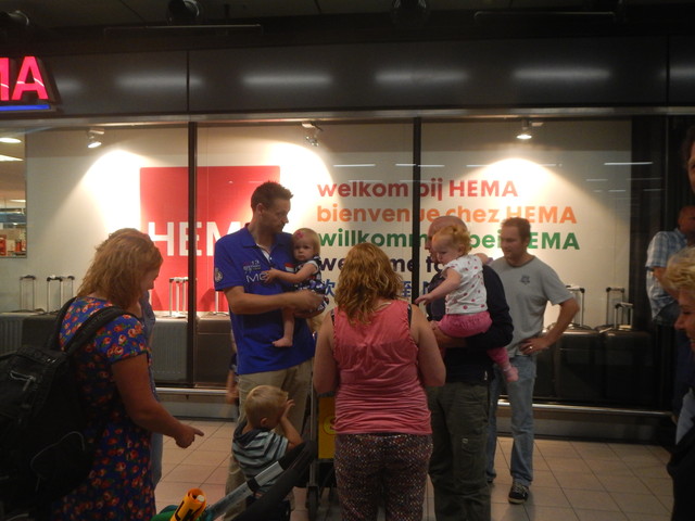 001. Onthaal op Schiphol