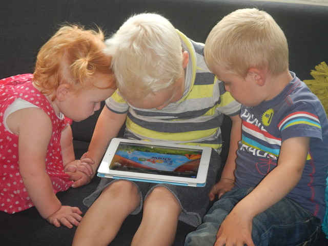 012. Samen kijken