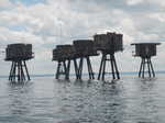 010. Oorlogs skeletten in de Thames