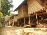 044. Padaung dorp
